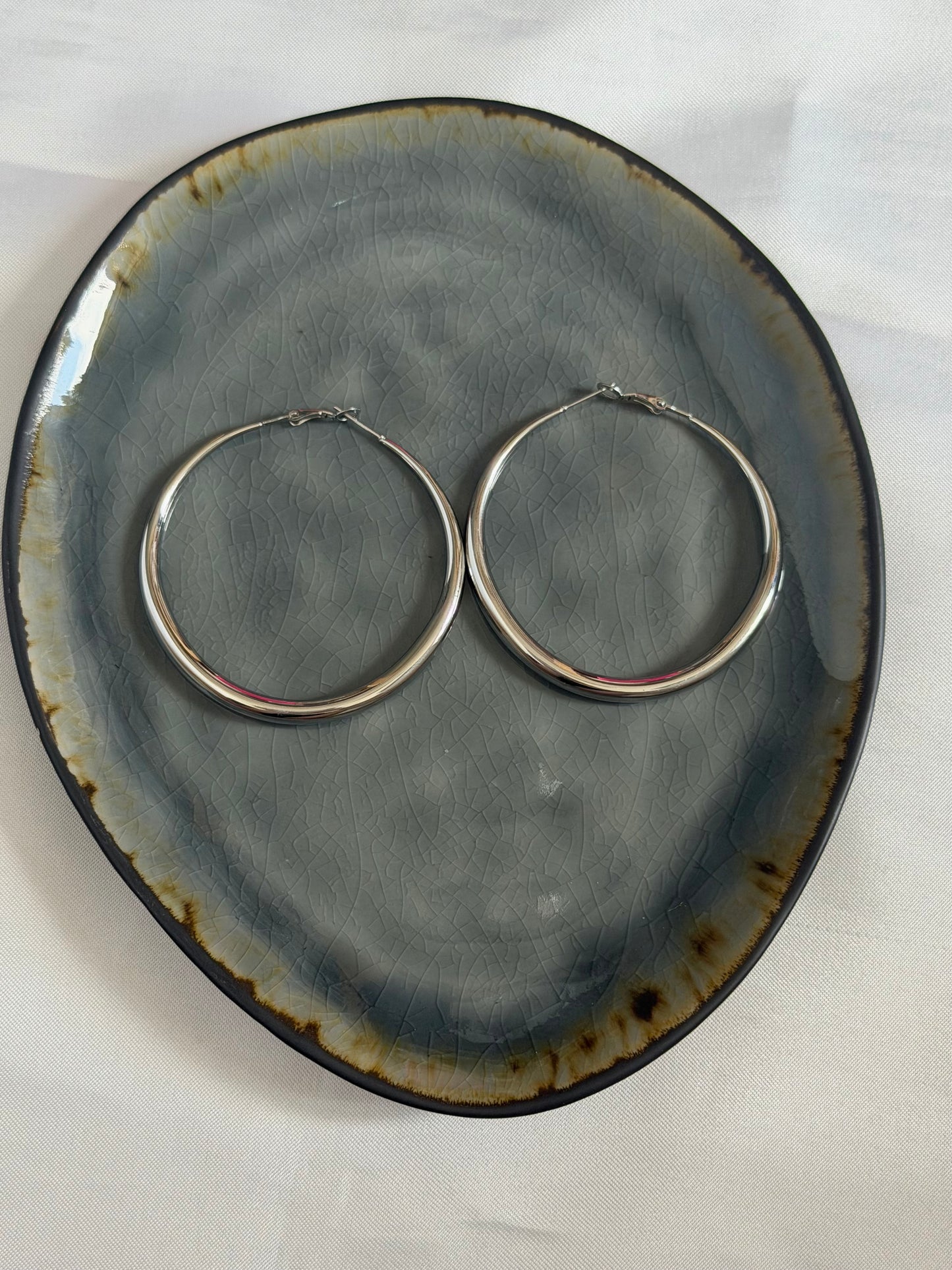 ‘MEGA DIVA HOOPS’ oorbellen - goud/zilver
