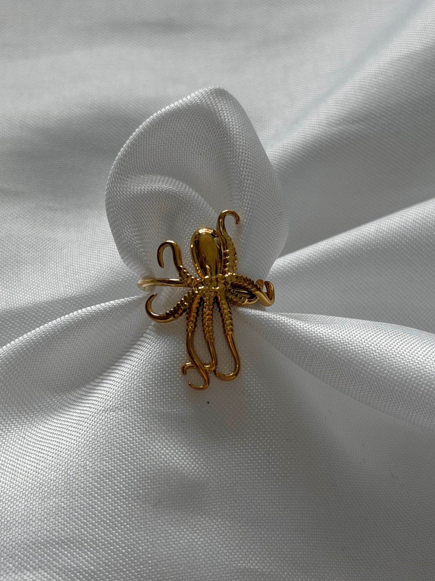 ‘STATEMENT OCTOPUS’ ring - goud