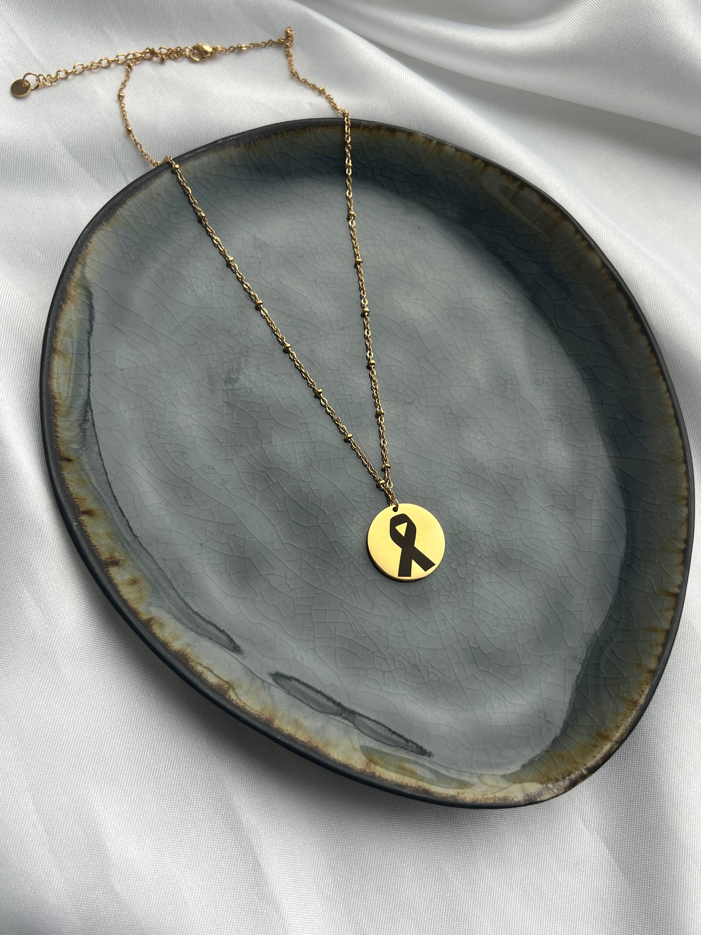 ‘RIBBON’ ketting - goud/zilver