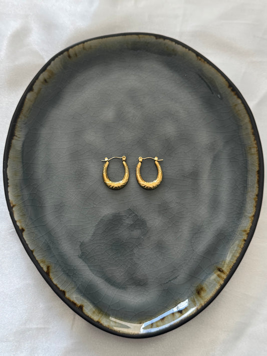 ‘LAYLA’ oorbellen - goud/zilver