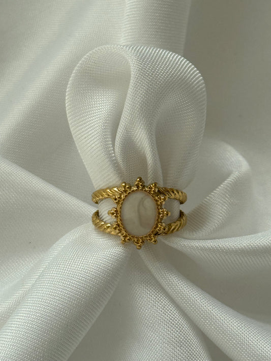 ‘PRINCES’ ring - goud