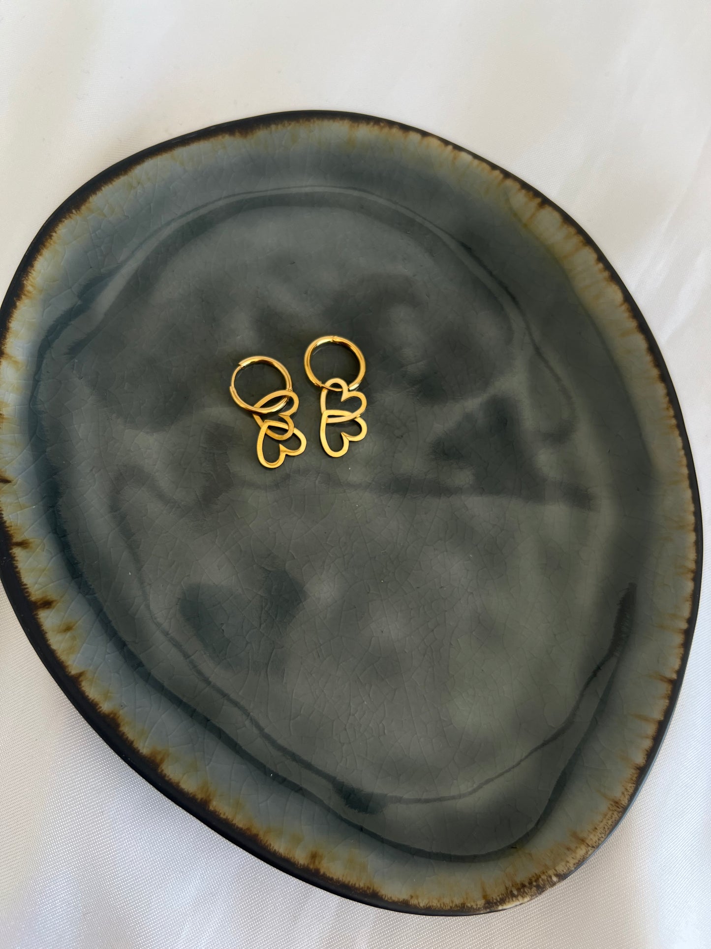 ‘LOTS OF LOVE’ oorbellen - goud/zilver