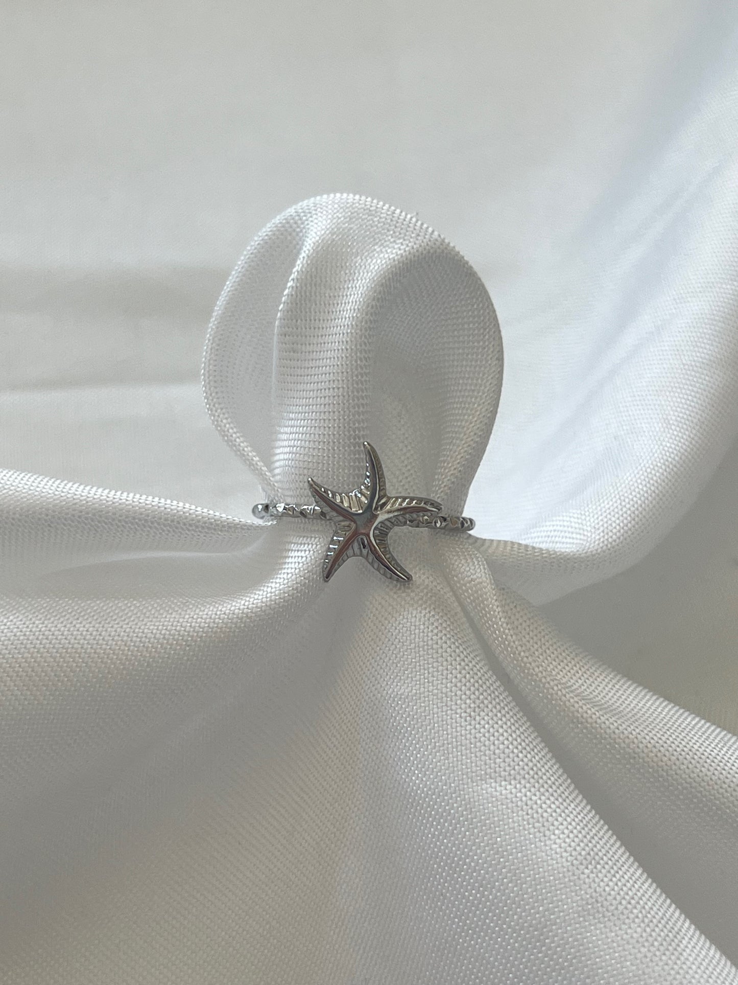 ‘BEACH’ ring - goud/zilver