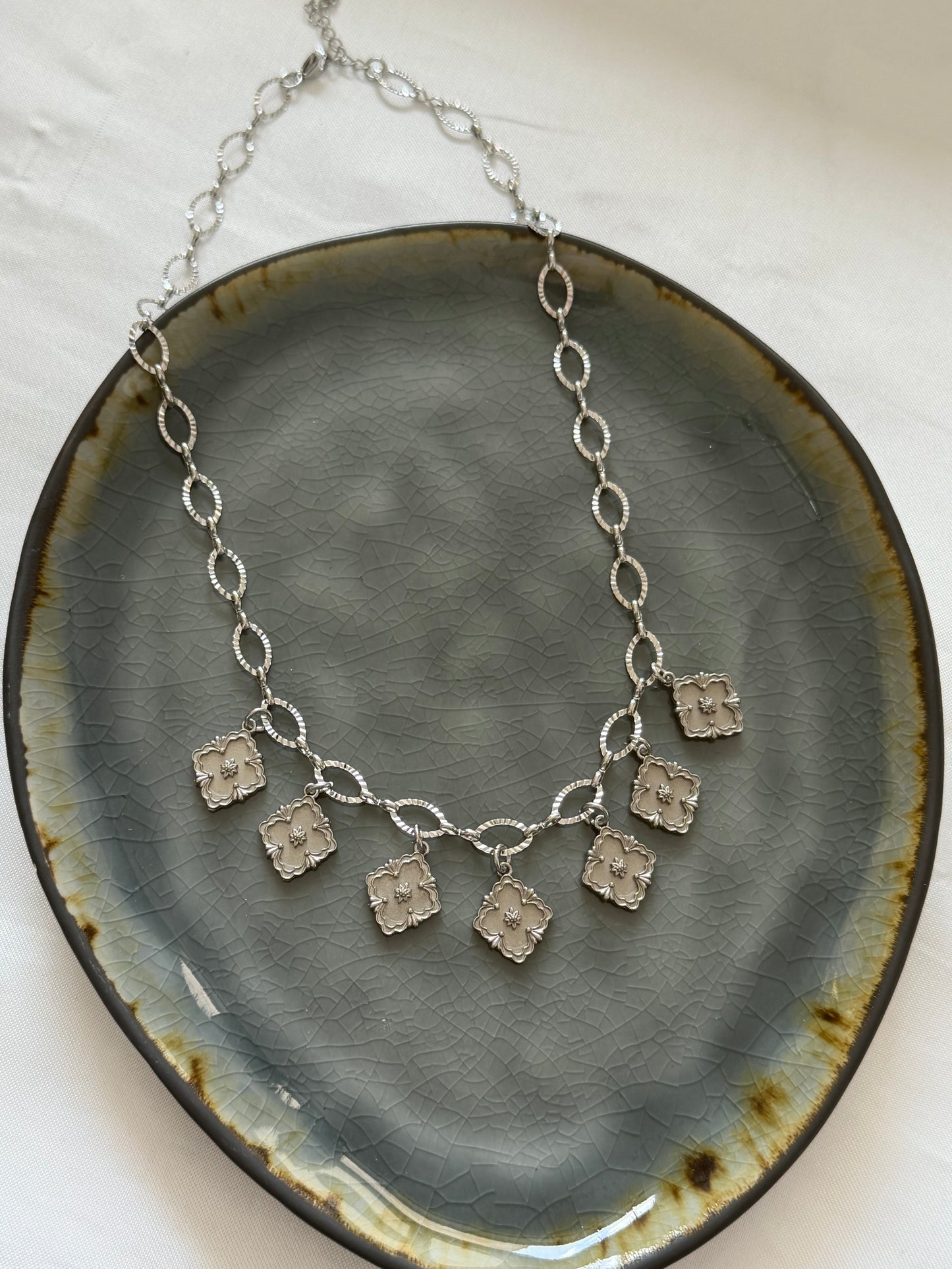 ‘AVY’ ketting - zilver