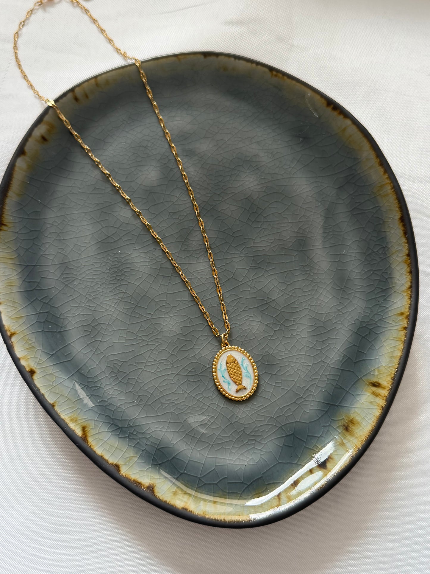 ‘AQUA FISH’ ketting - goud