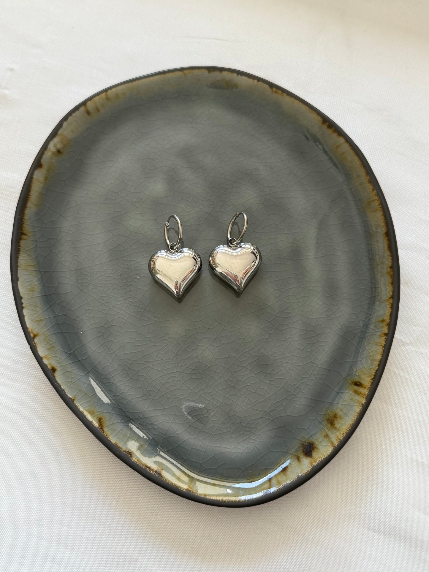 ‘CLASSIC HEART’ oorbellen - goud/zilver