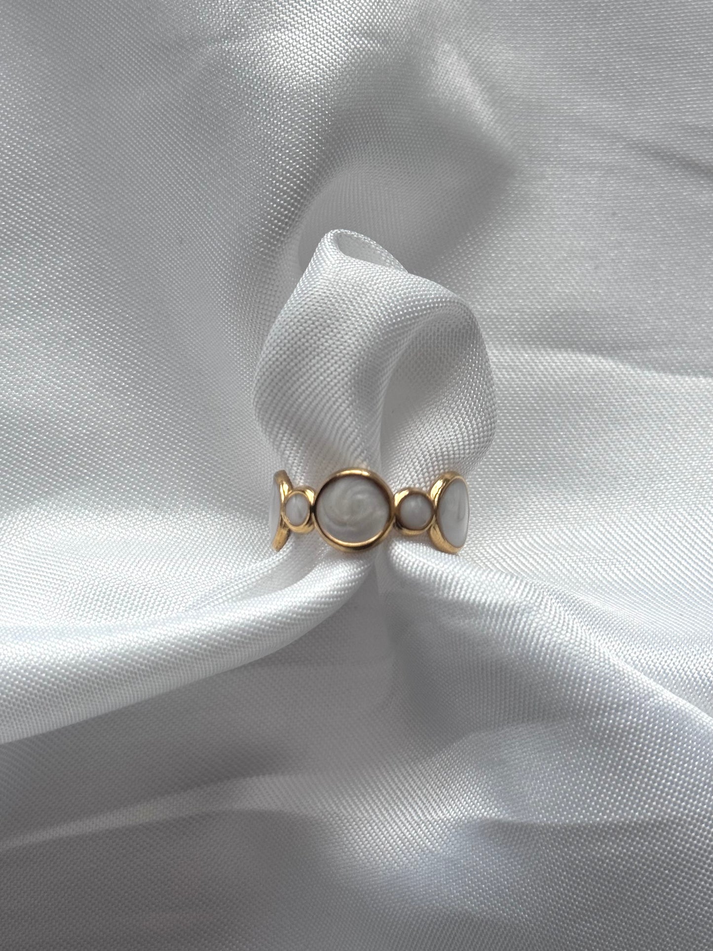 ‘PARIS’ ring - goud