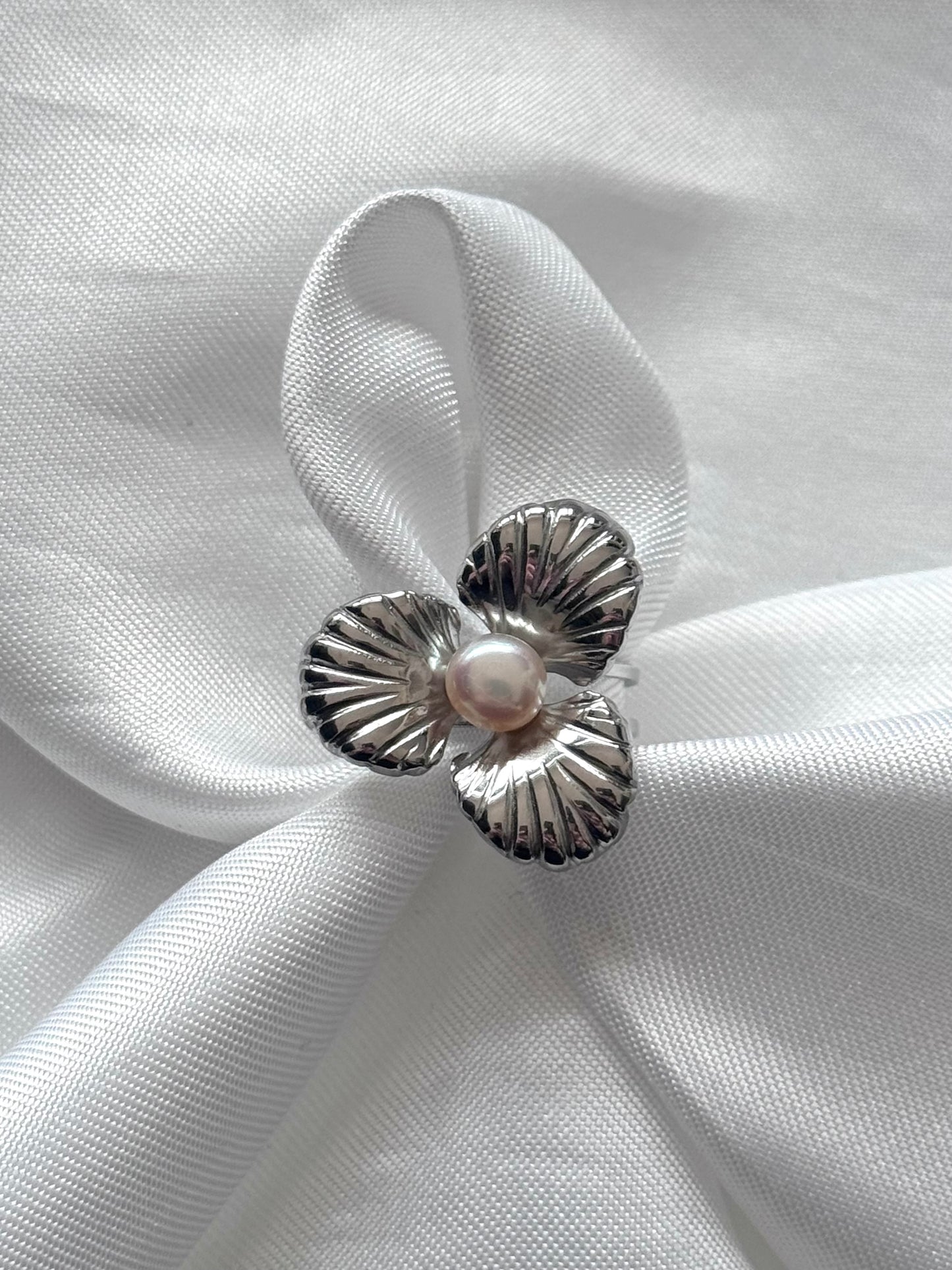 ‘SHINY FLOWER’ ring - goud/zilver