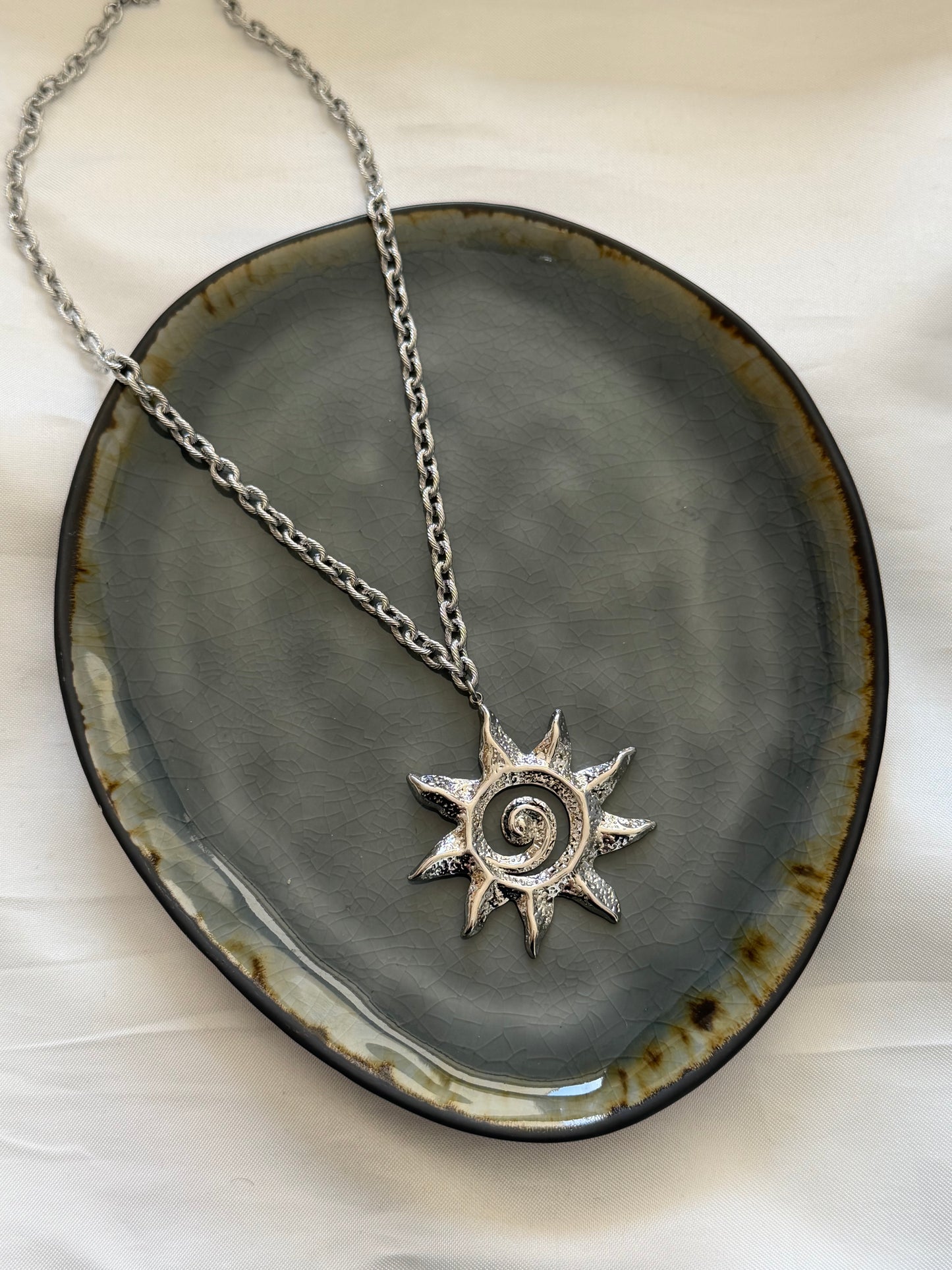 ‘STATEMENT SUN’ ketting - goud/zilver