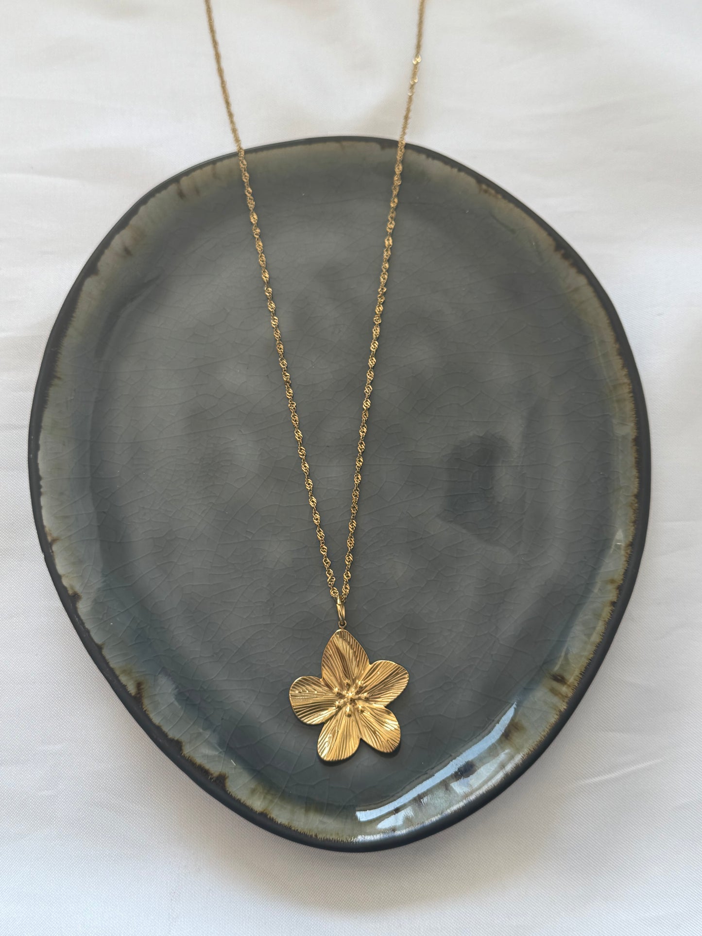 ‘FLOWERS’ ketting - goud/zilver