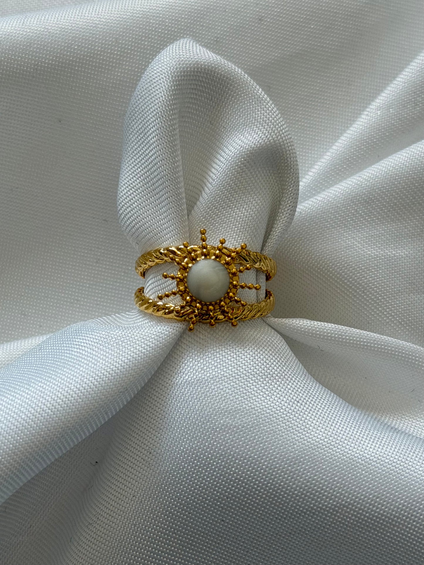 ‘JESSIE’ ring - goud