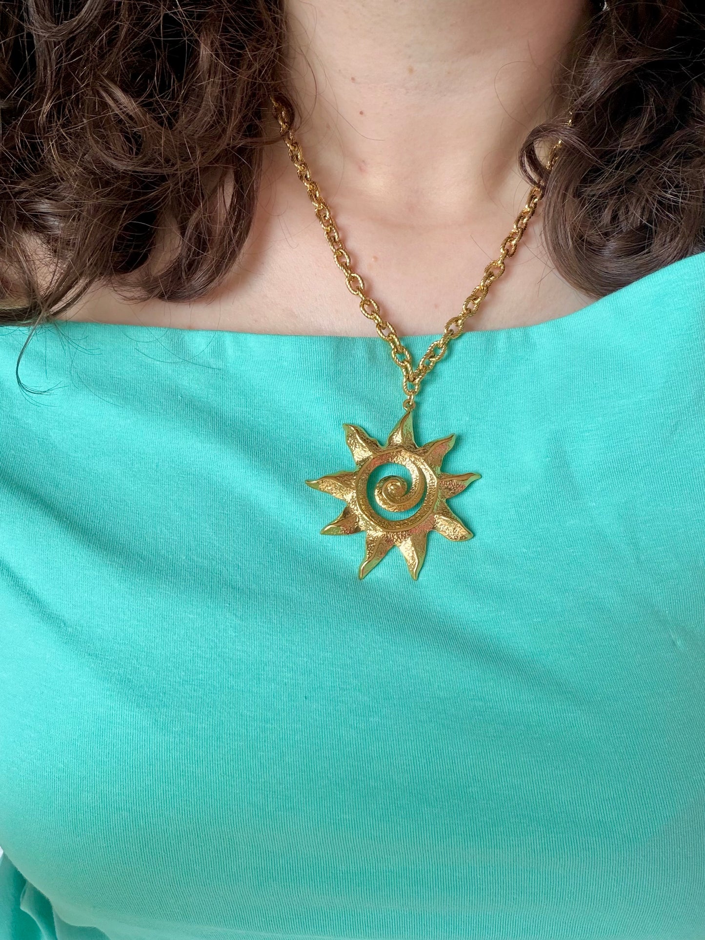 ‘STATEMENT SUN’ ketting - goud/zilver