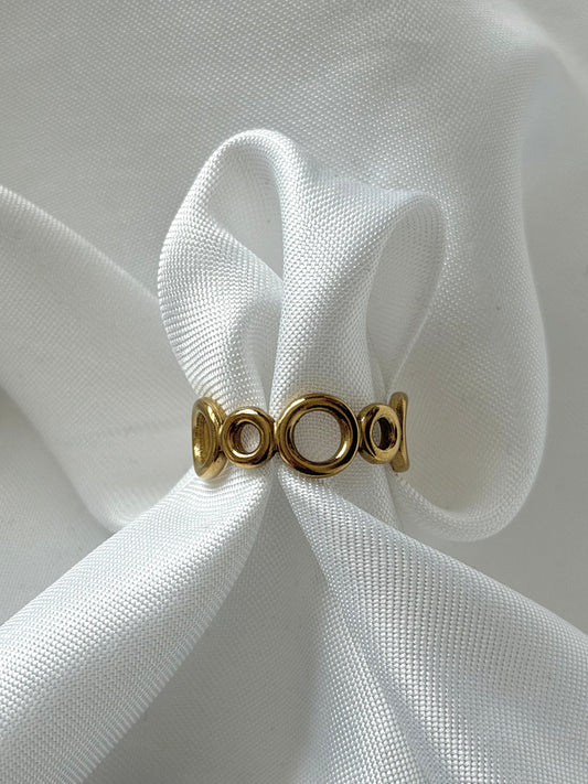 ‘SMALL OVAL’ ring - goud/zilver
