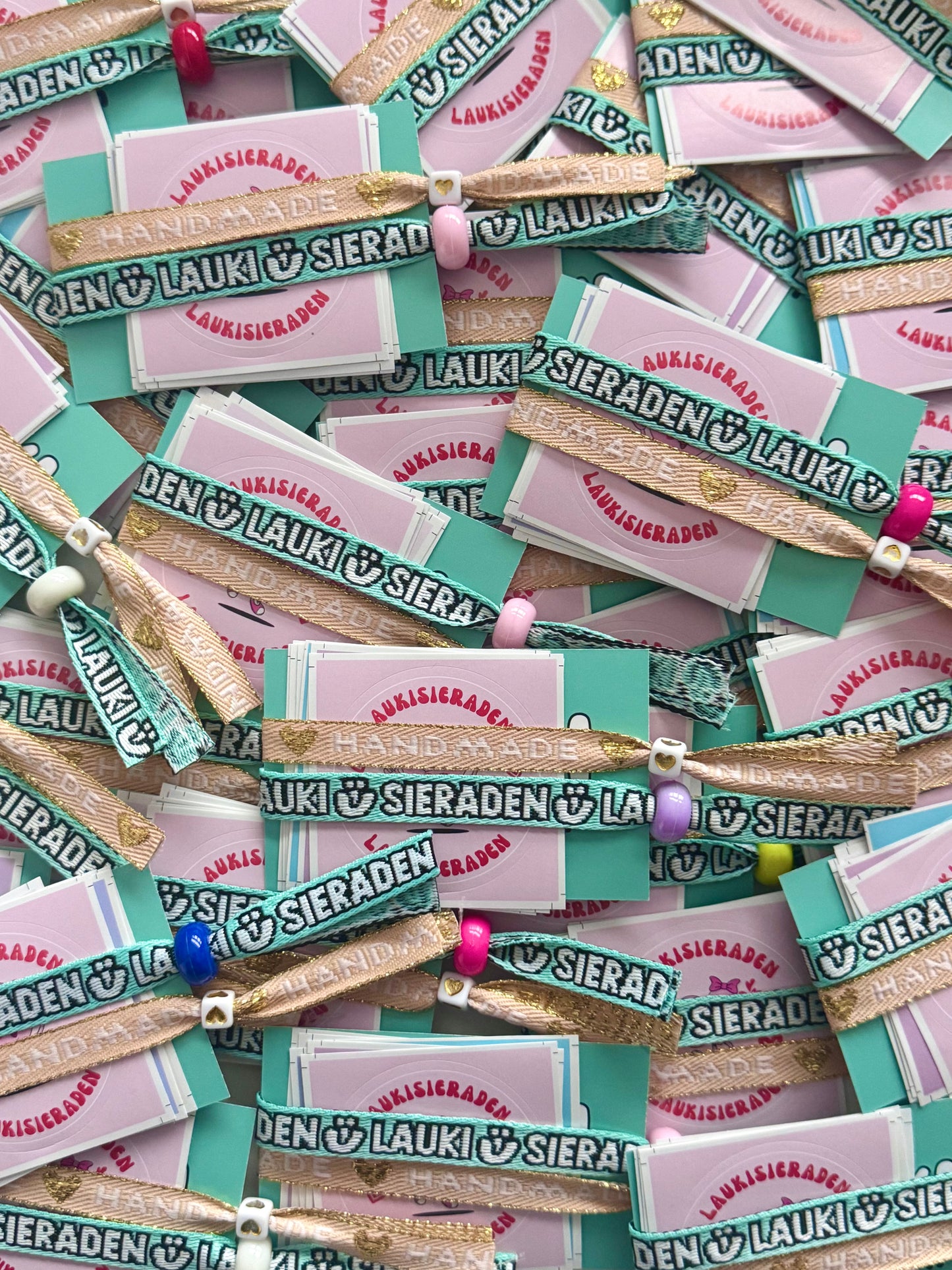 ‘LAUKISIERADEN’ lint armbandje