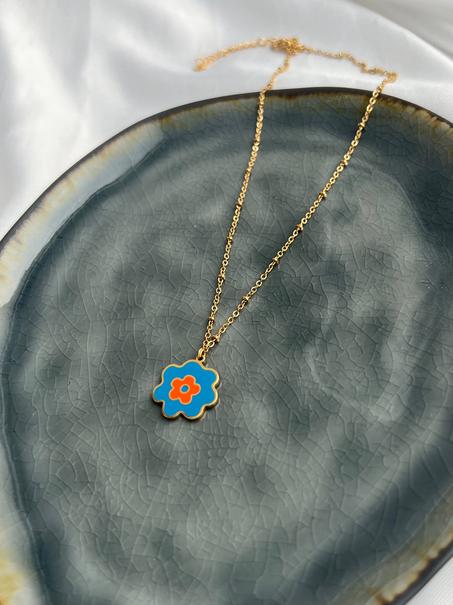 ‘BLOEMENKRAAL’ (gekleurd) ketting - goud/zilver