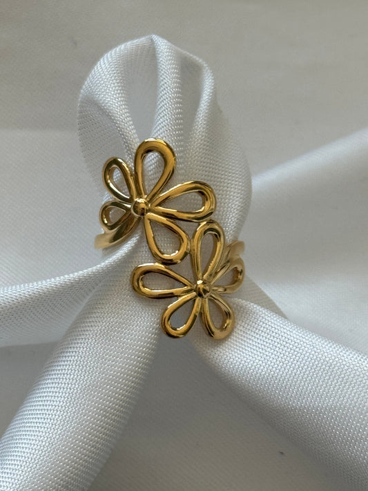 ‘CLASSY FLOWER’ ring - goud