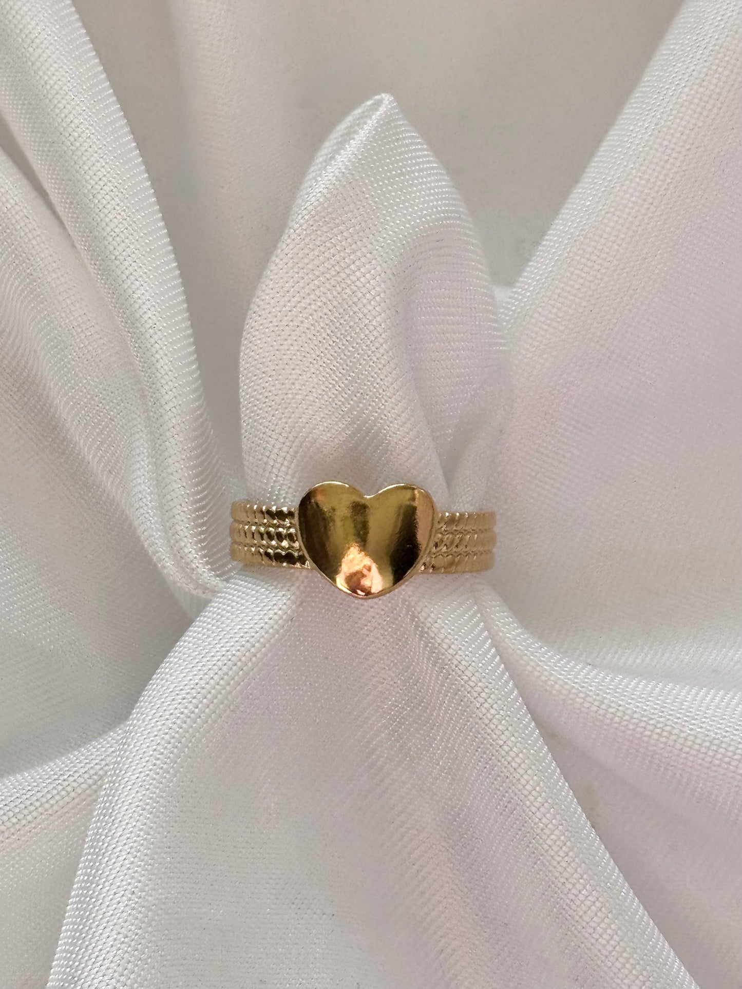 ‘MAEGAN’ ring - goud