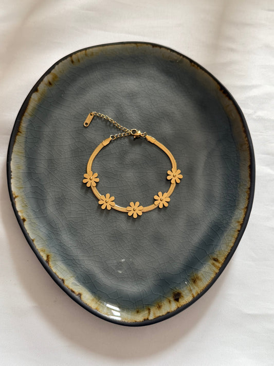 ‘DAISY VISSENGRAAT’ armband - goud