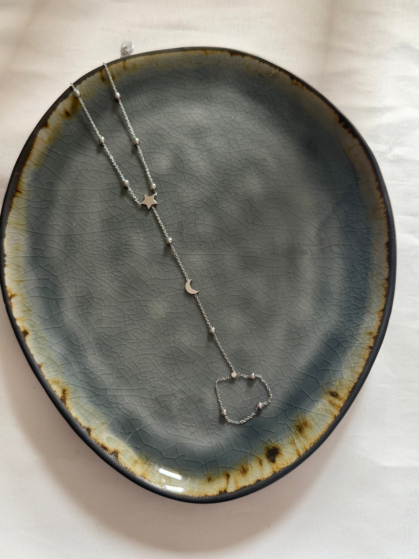 ‘MOONLIGHT’ hand chain - goud/zilver