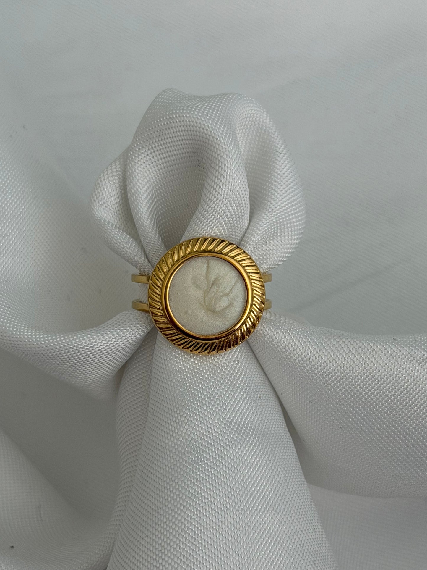 ‘LYNN’ ring - goud