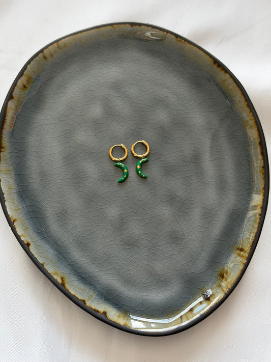 ‘GREEN MOON’ oorbellen - goud