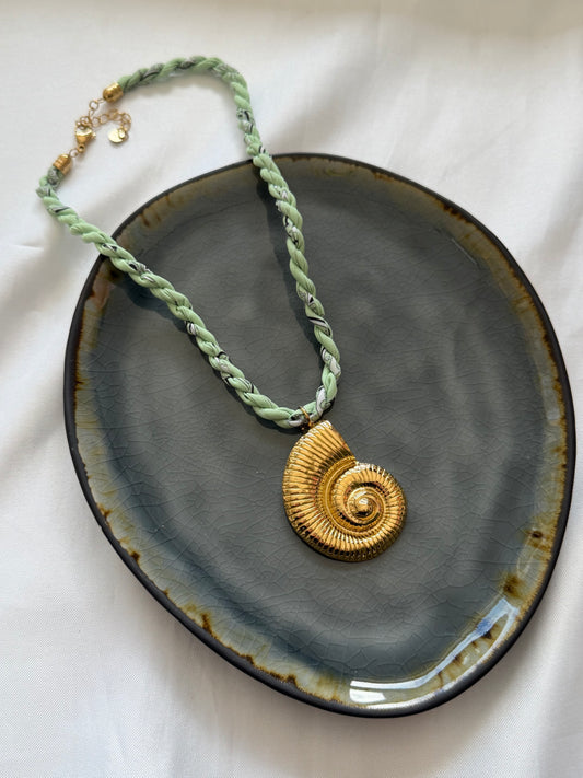 ‘COLOR SHELL’ ketting groen - goud