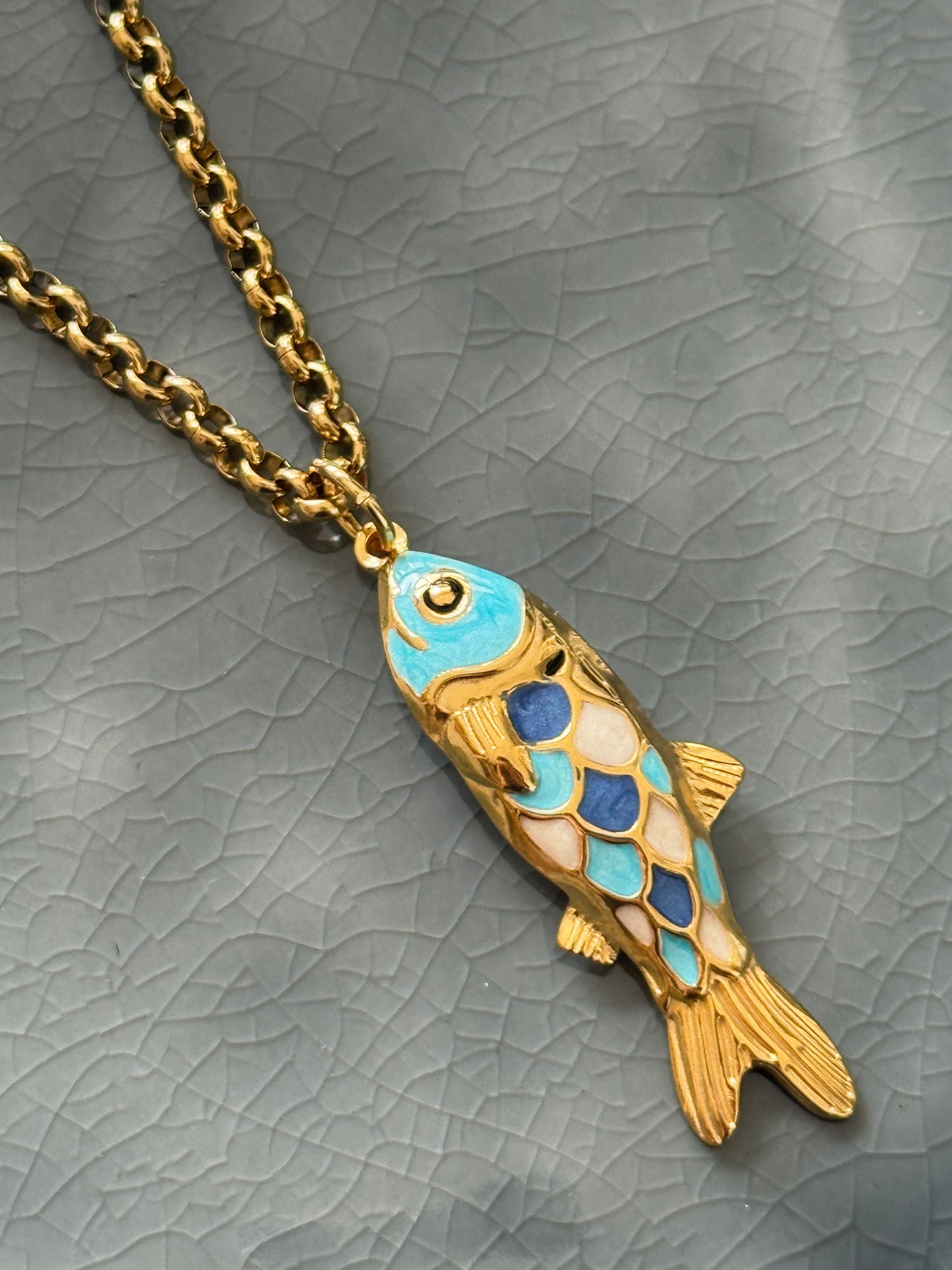‘BLUE FISH’ ketting - goud