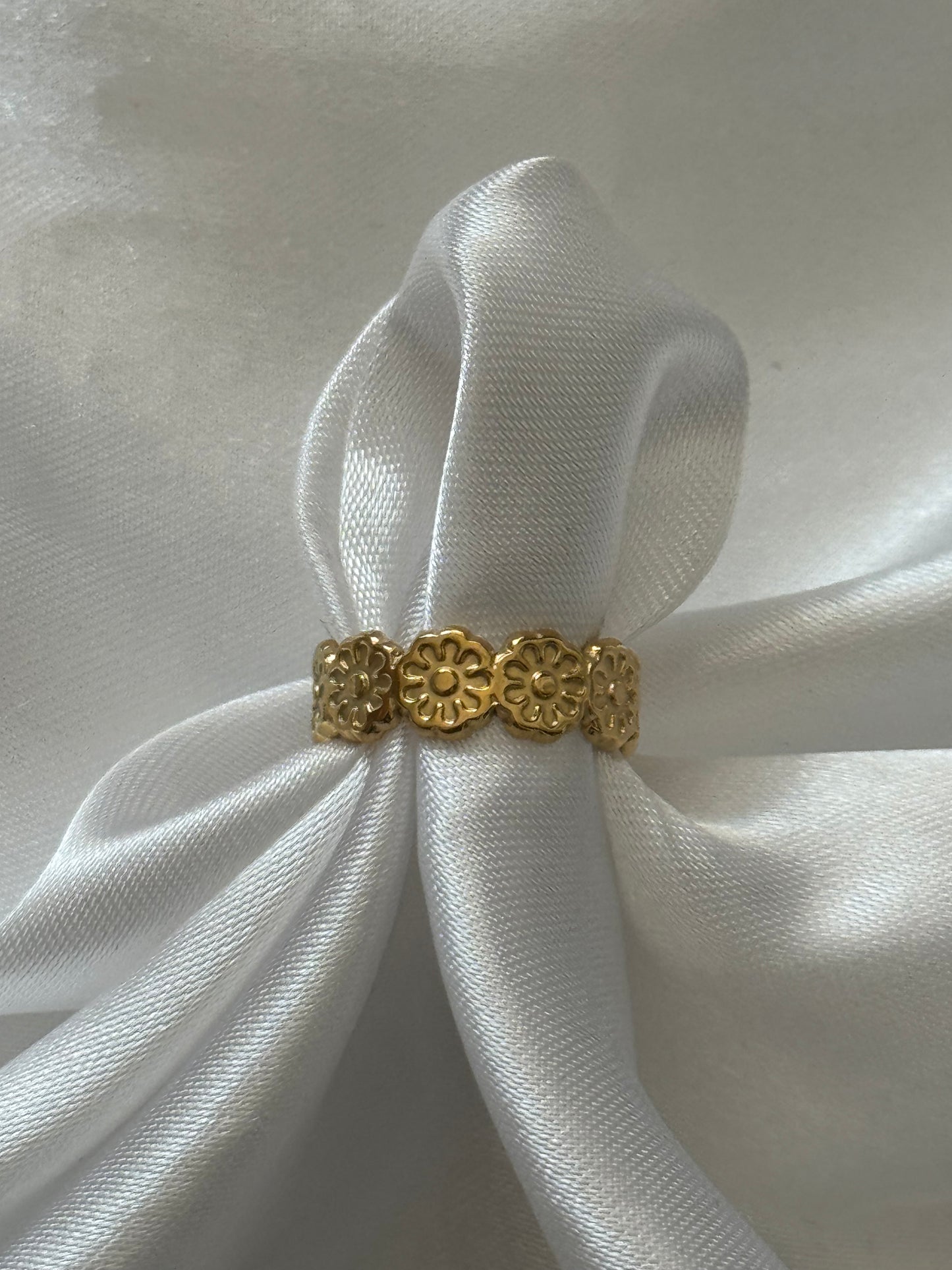 ‘BLOEM’ ring - goud/zilver