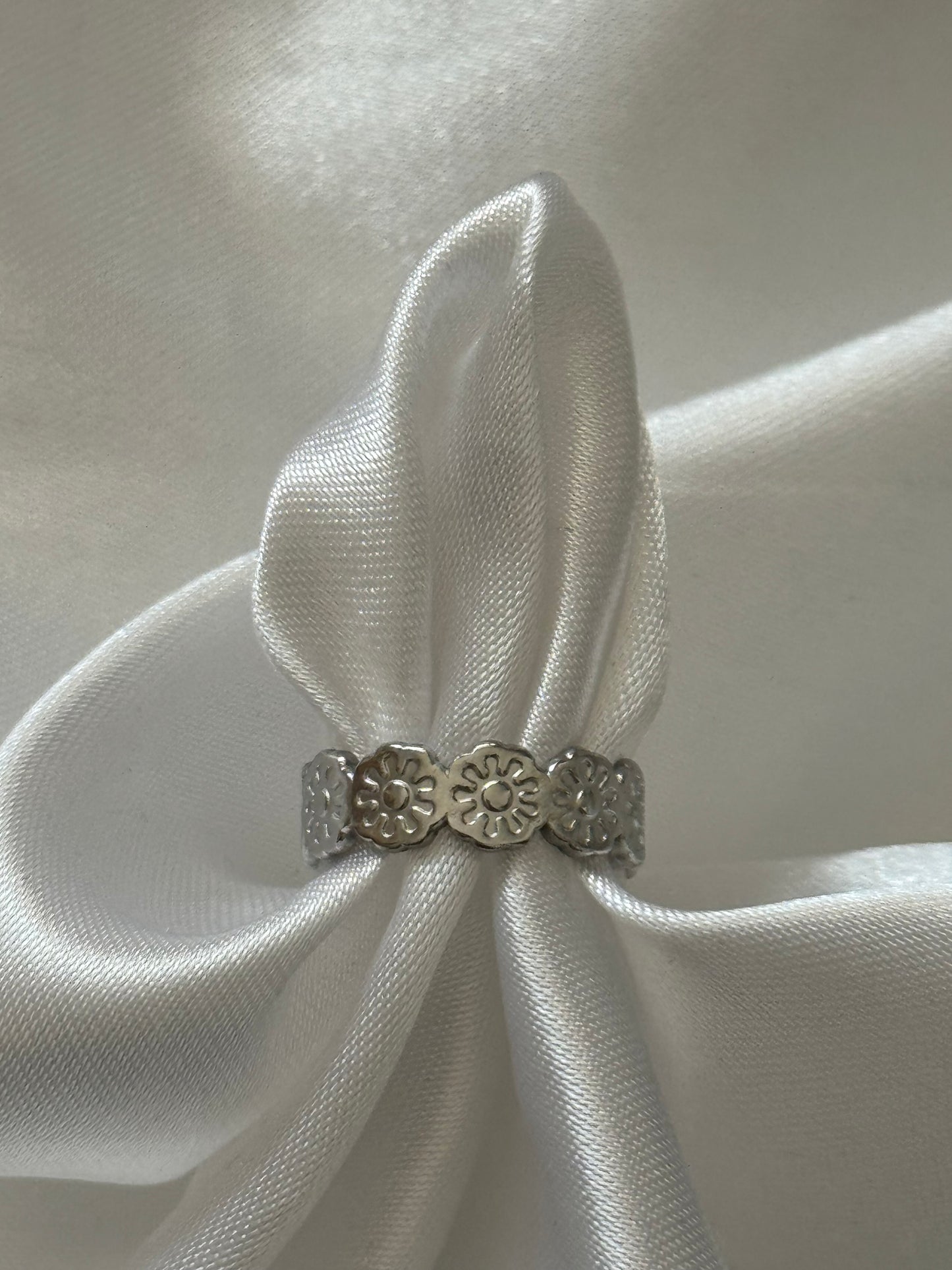 ‘BLOEM’ ring - goud/zilver