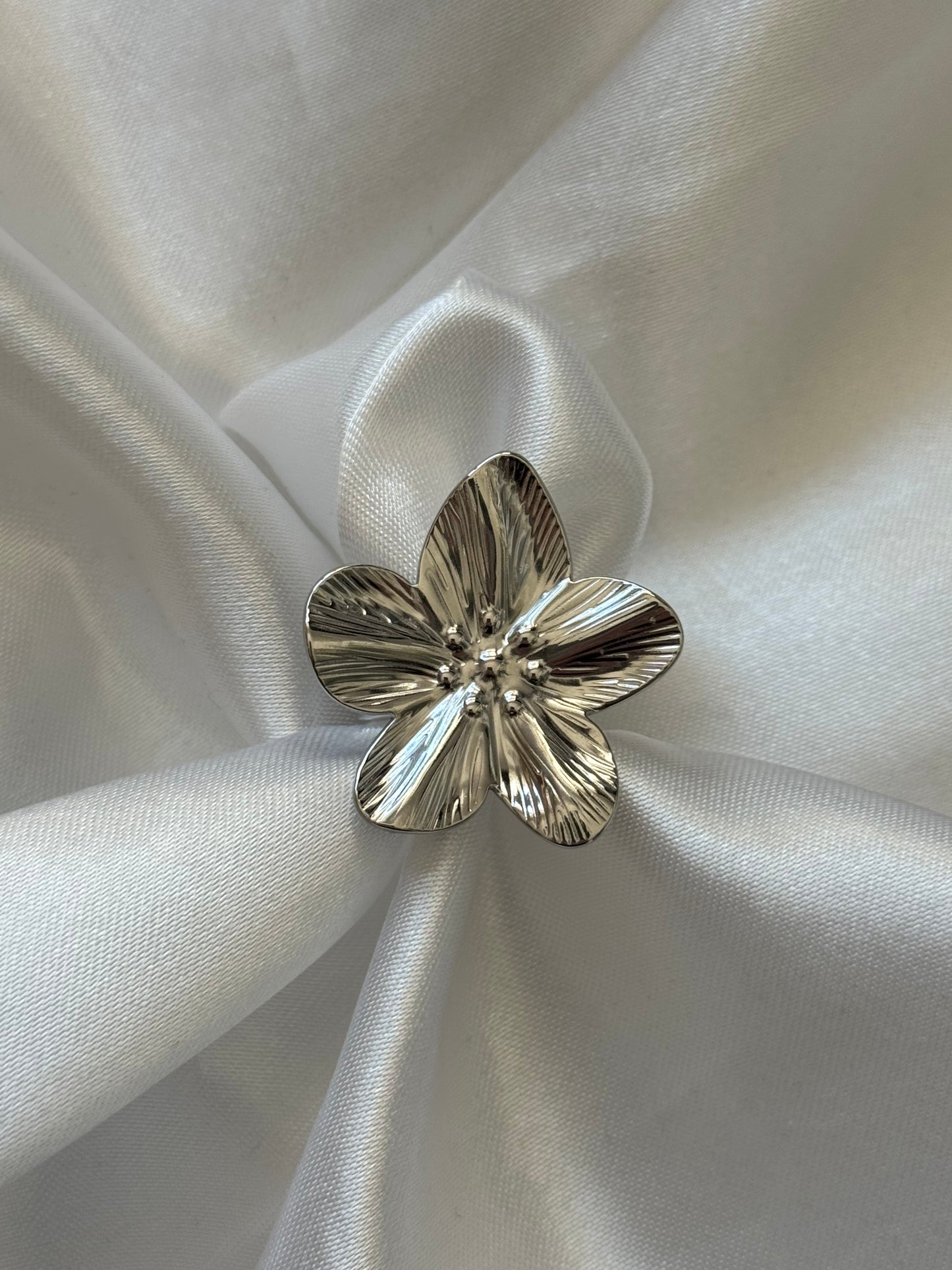 ‘BIG FLOWER’ ring - goud/zilver