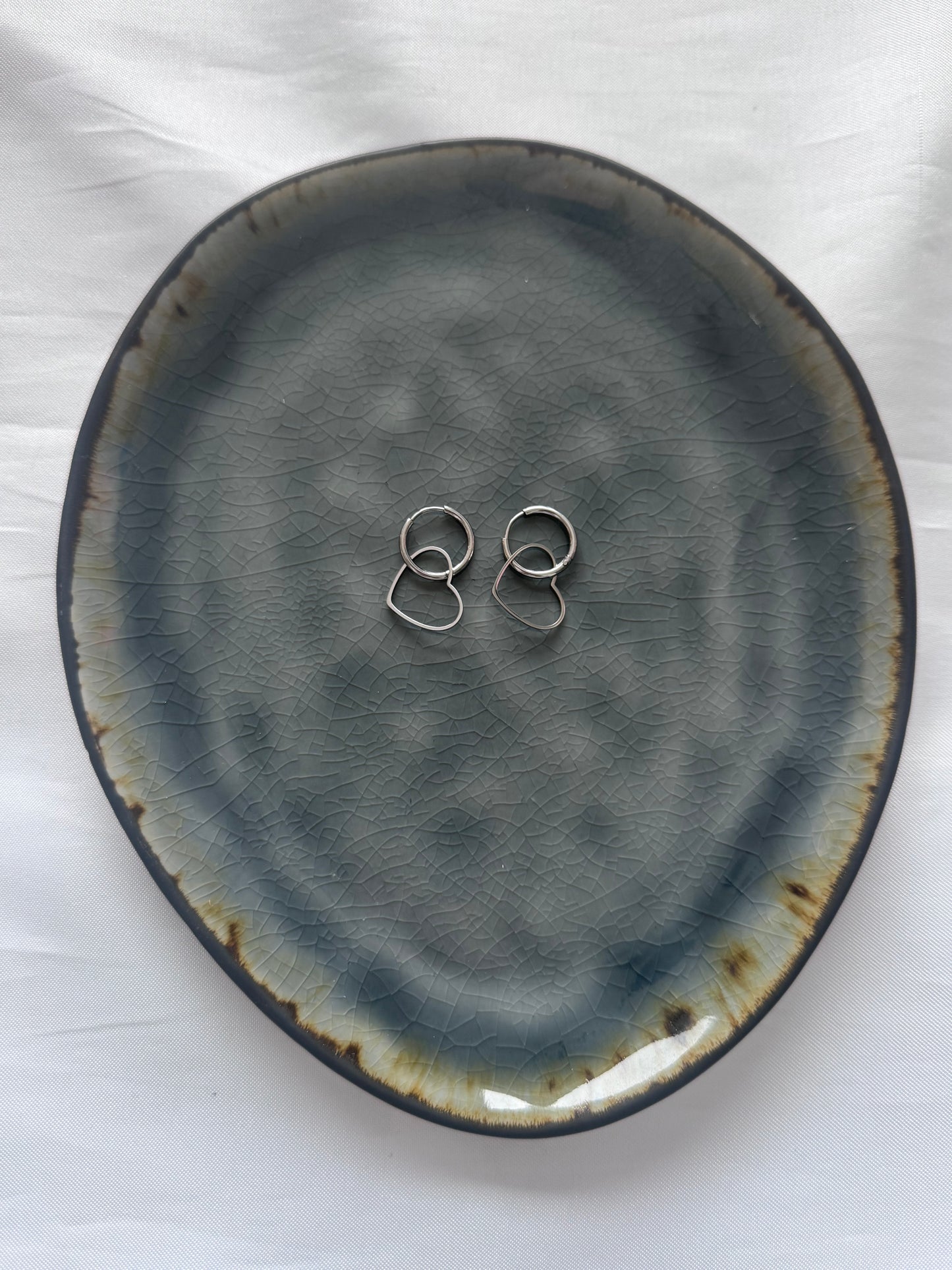 ‘LOVERS’ oorbellen - goud/zilver