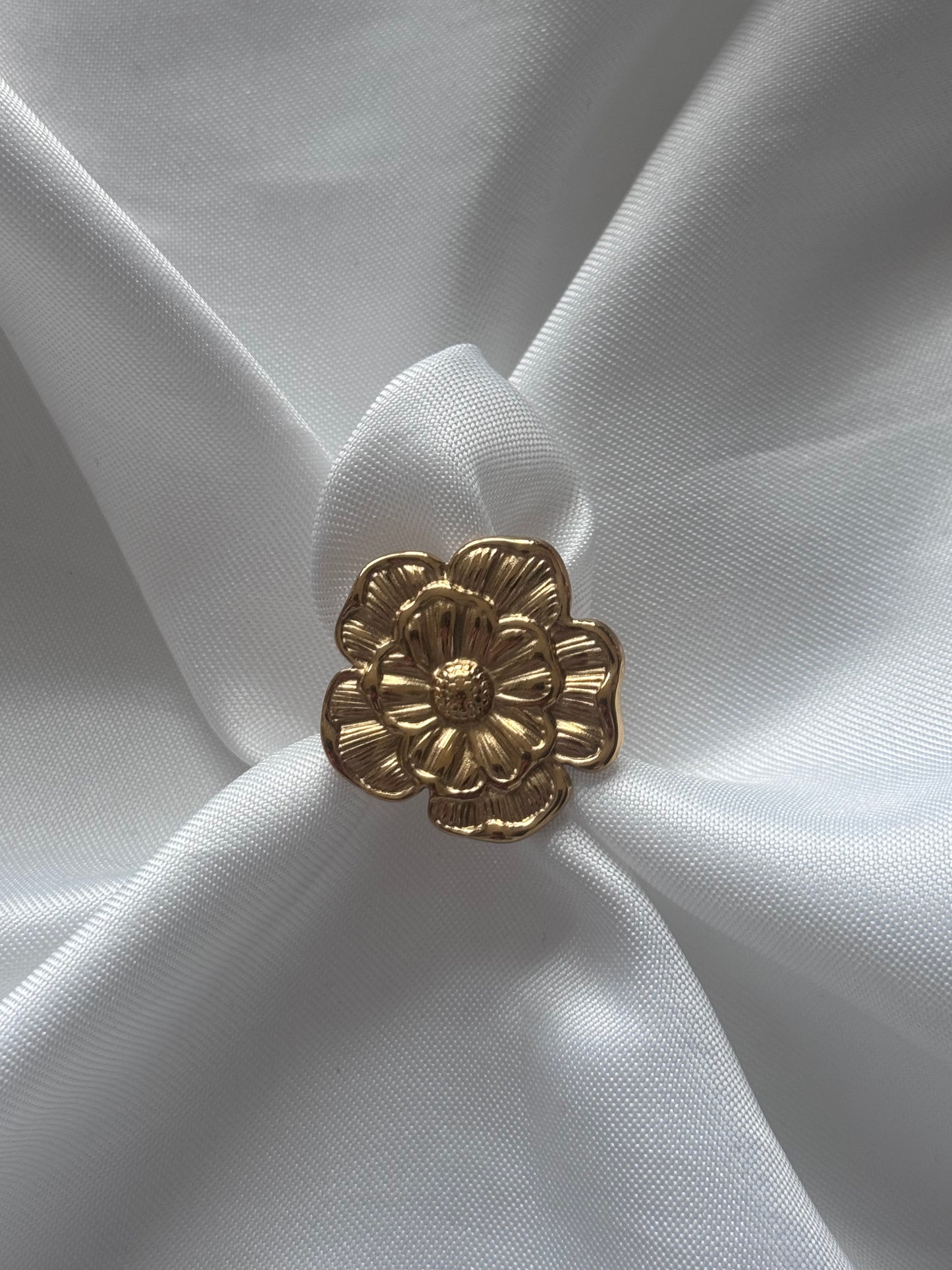‘FLORAL’ ring - goud