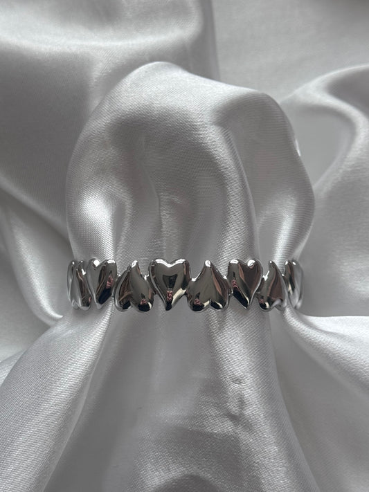 ‘CHUNKY HEARTS’ bangle - zilver
