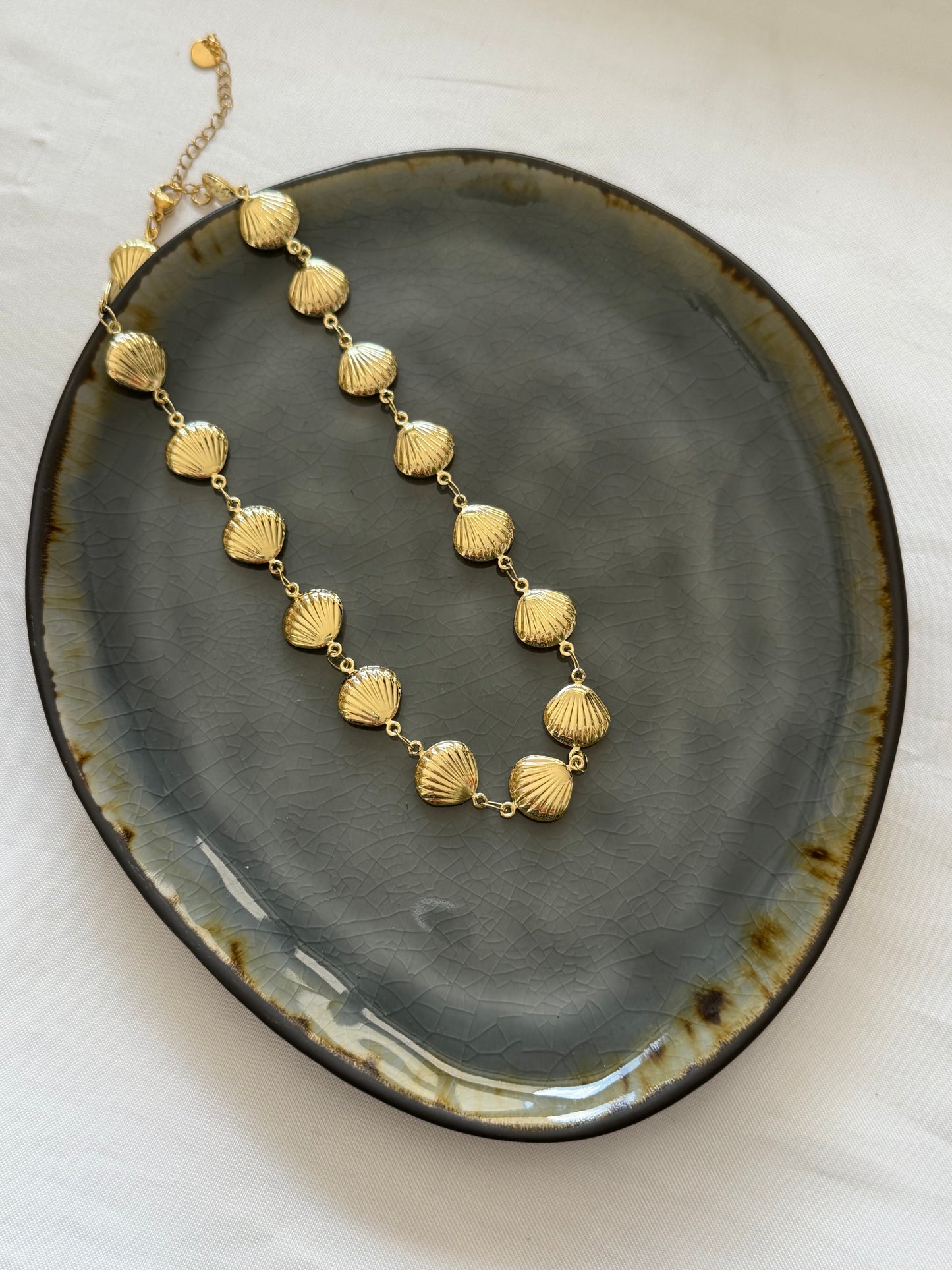 ‘BIG SHELL’ ketting - goud