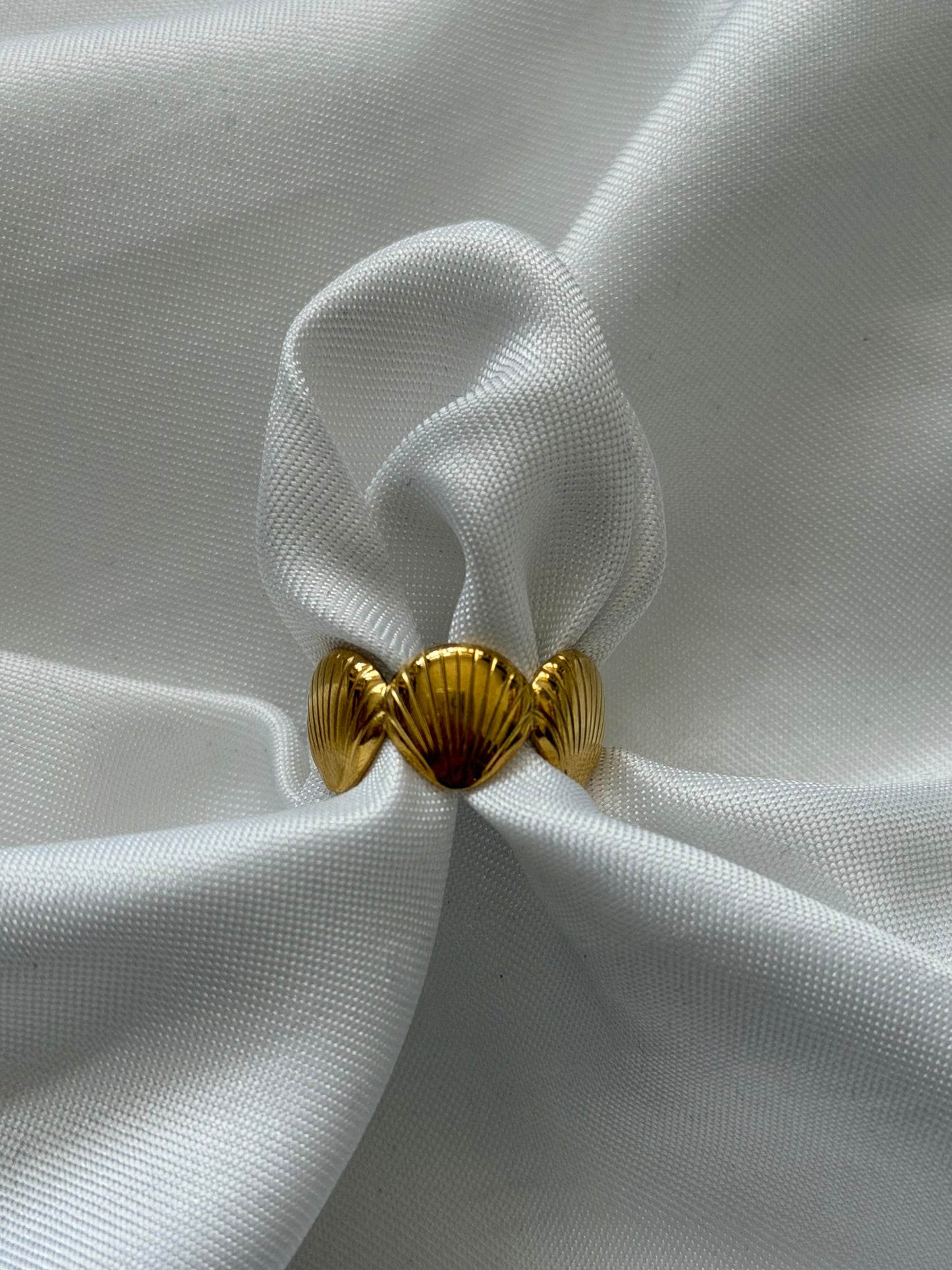 ‘BIG SHELL’ ring - goud/zilver