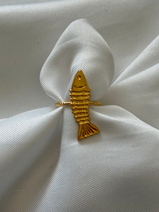 ‘STATEMENT FISH’ ring - goud/zilver