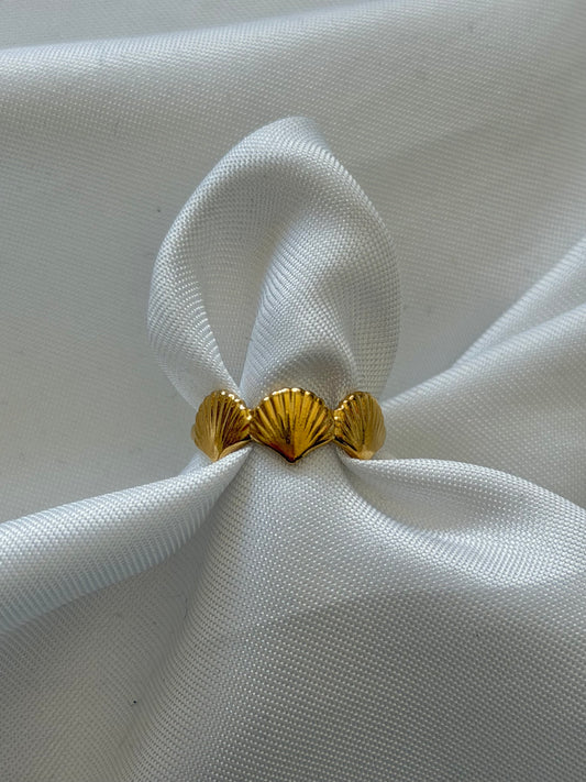 ‘LITTLE SHELLS’ ring - goud/zilver
