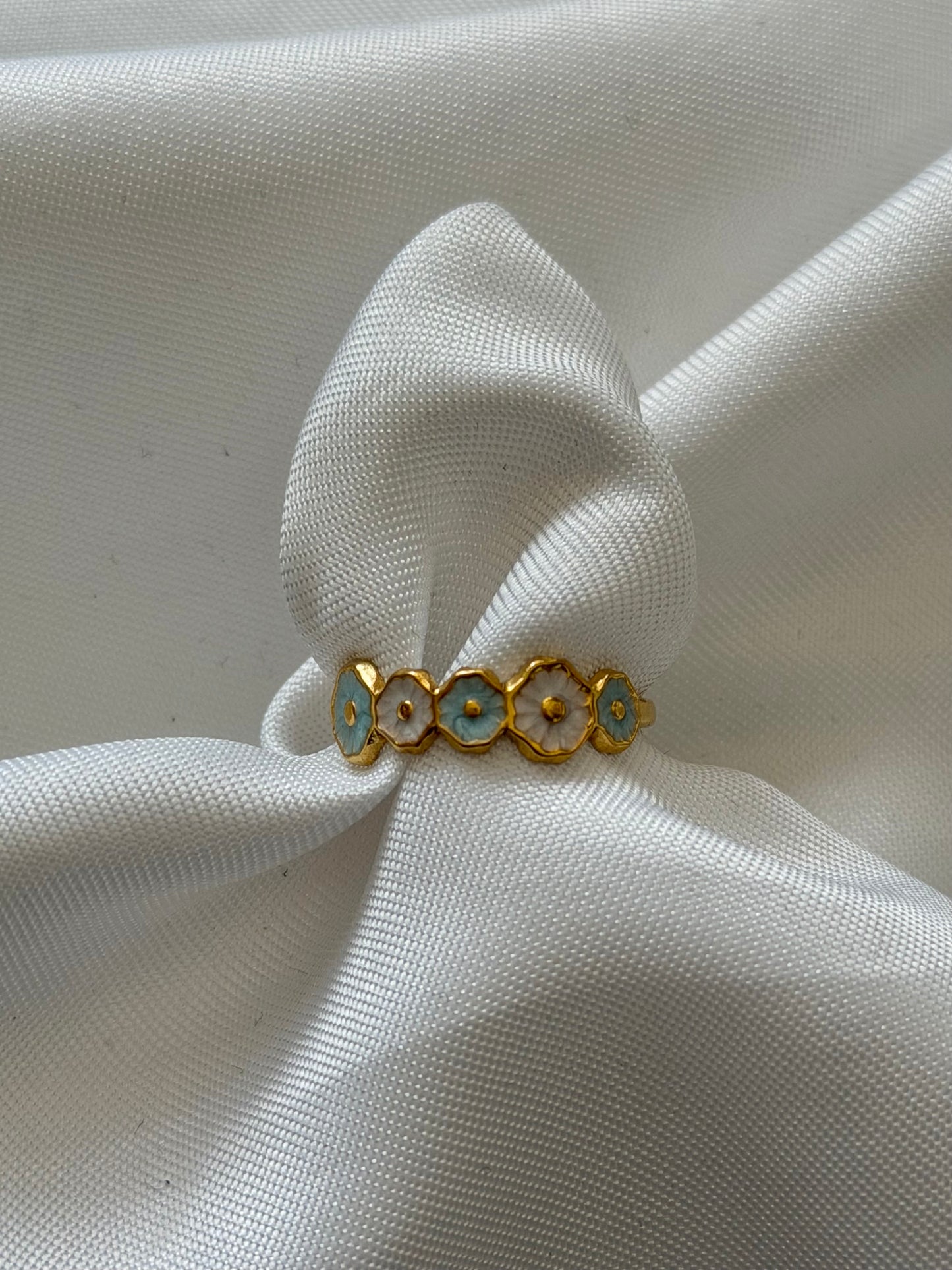 ‘BLUE FLOWER’ ring - goud