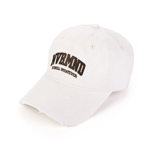 ‘NVRMND’ pet - wit