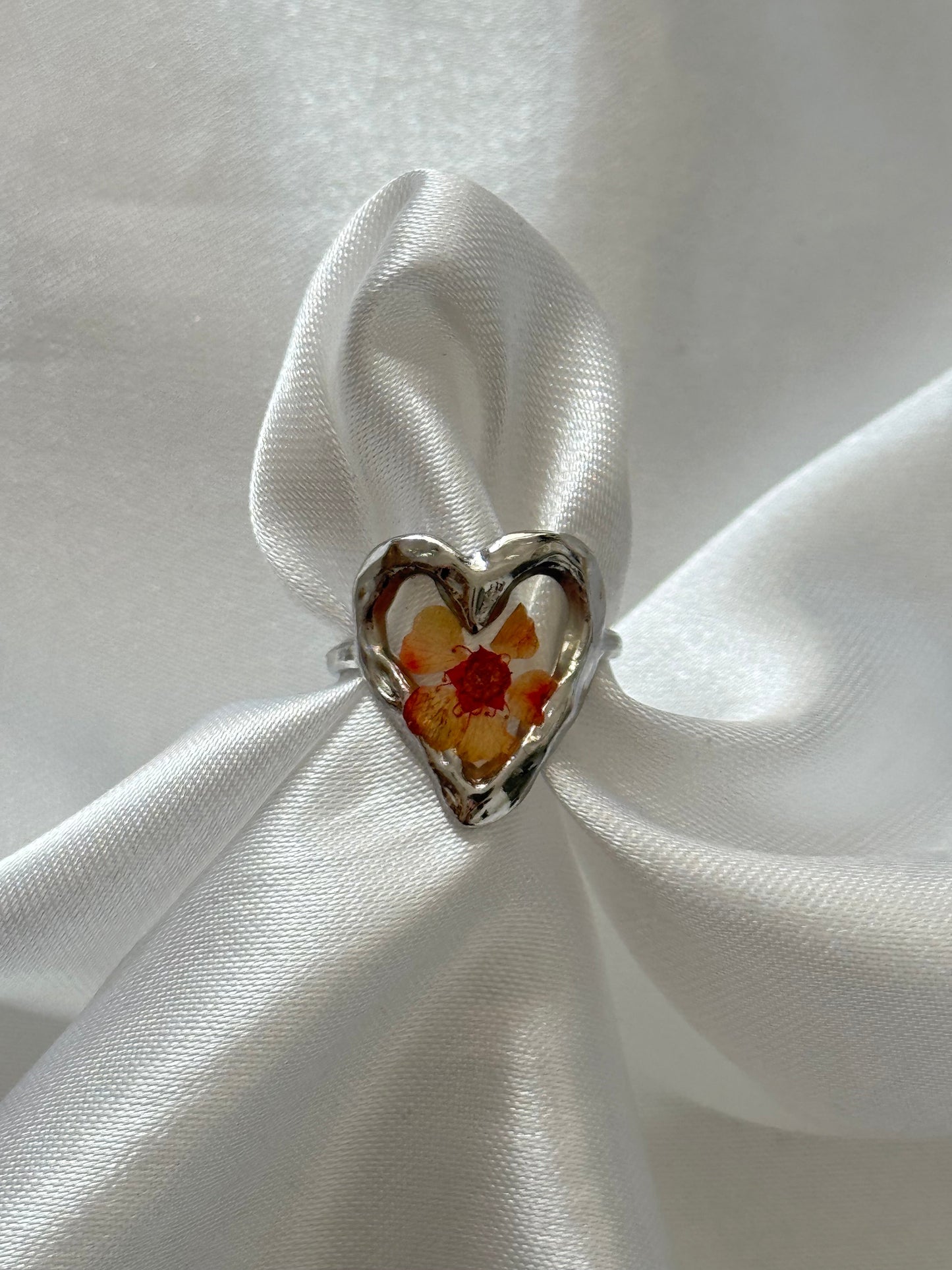 ‘LOVELY HEART’ ring - goud/zilver
