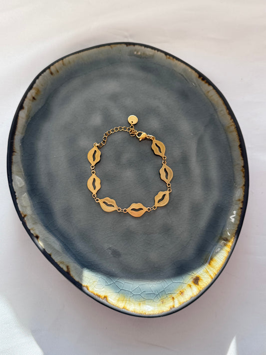 ‘KISSES’ armband - goud/zilver