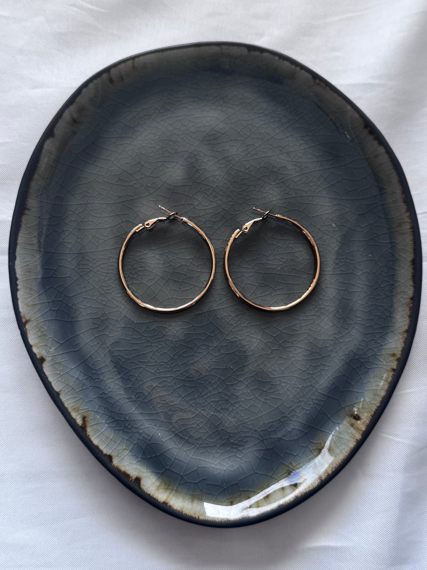 ‘LITTLE EMMA HOOPS’ oorbellen - goud/zilver