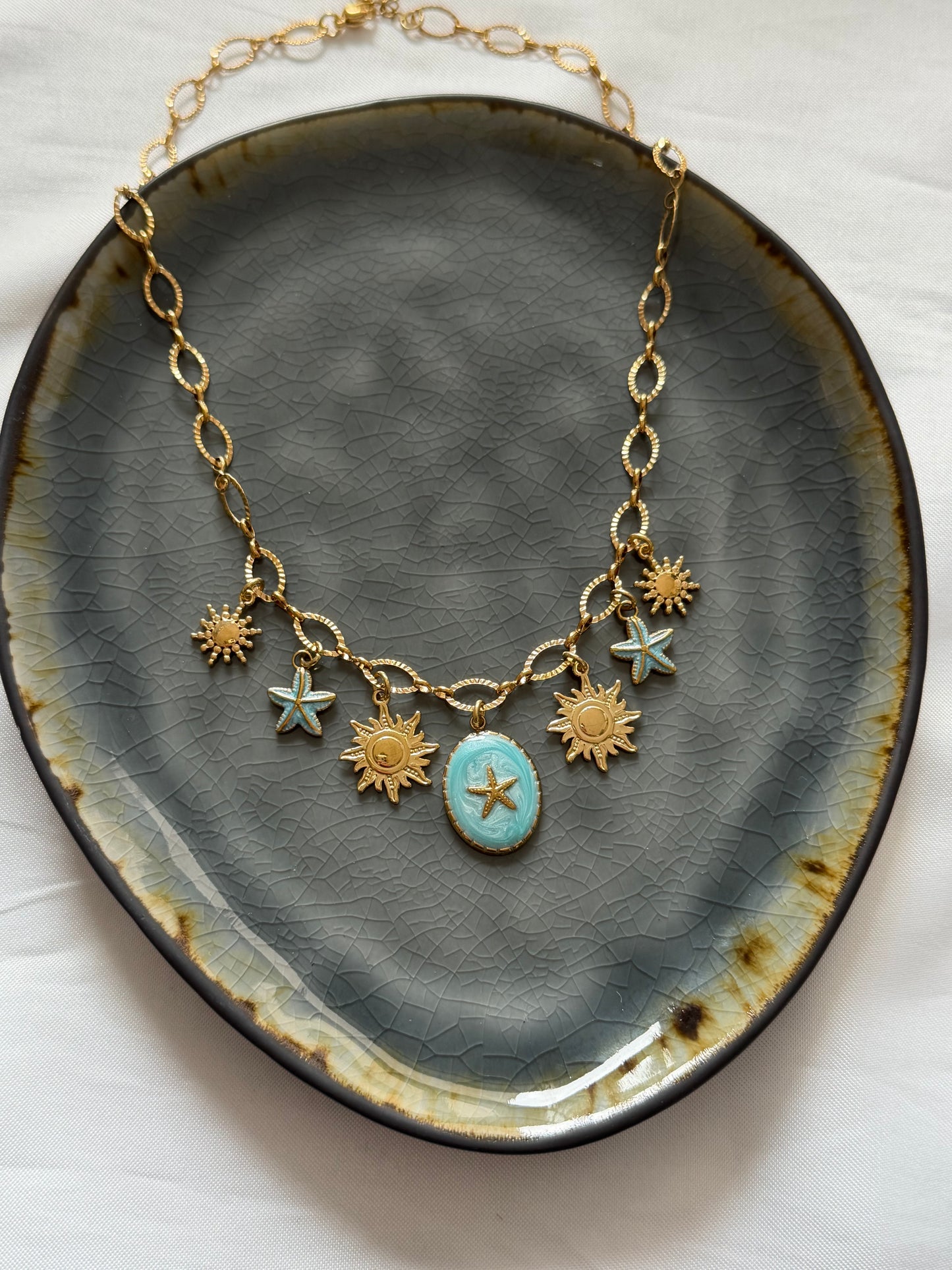 ‘LUCY BLUE’ ketting - goud
