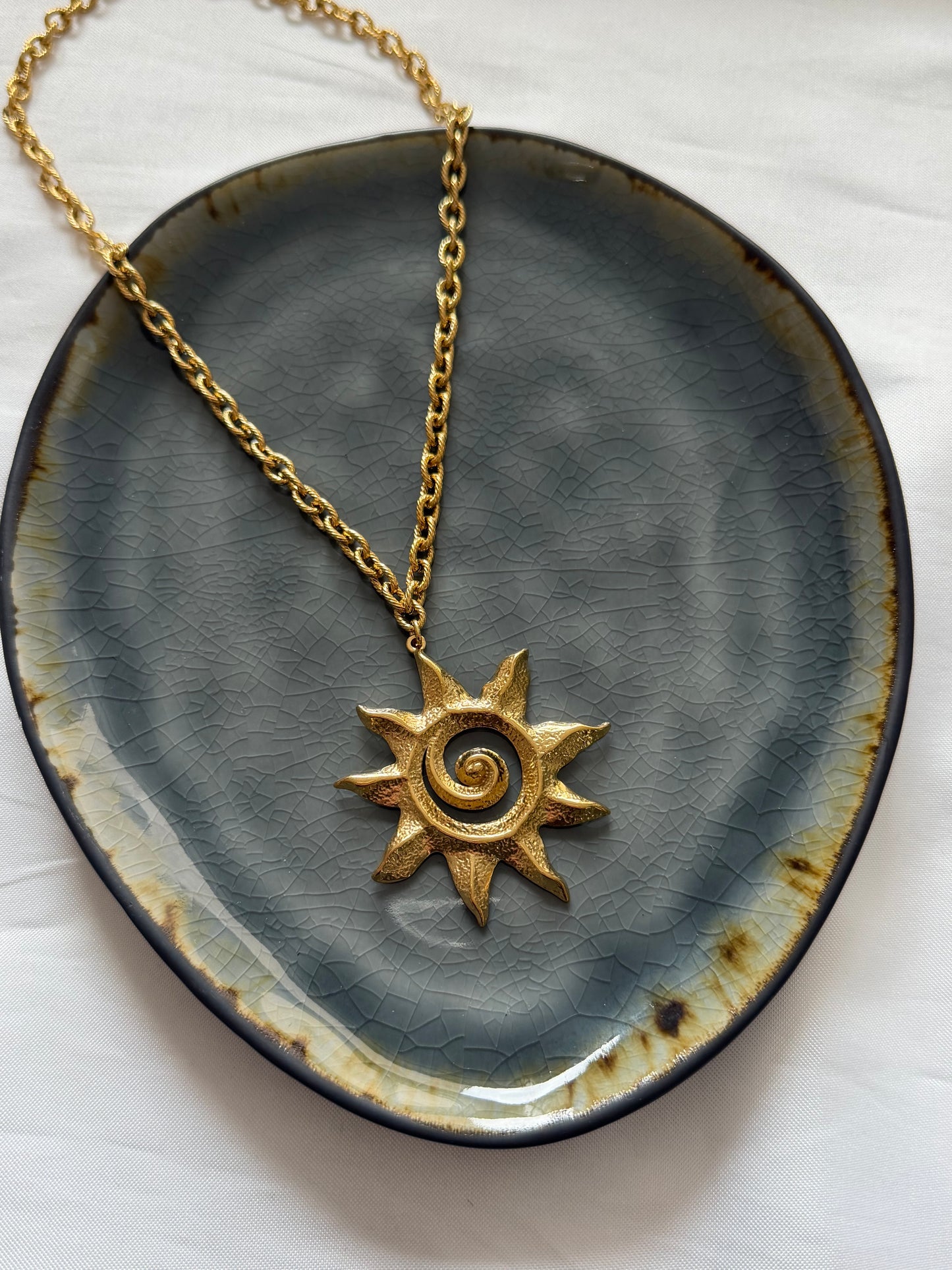 ‘STATEMENT SUN’ ketting - goud/zilver