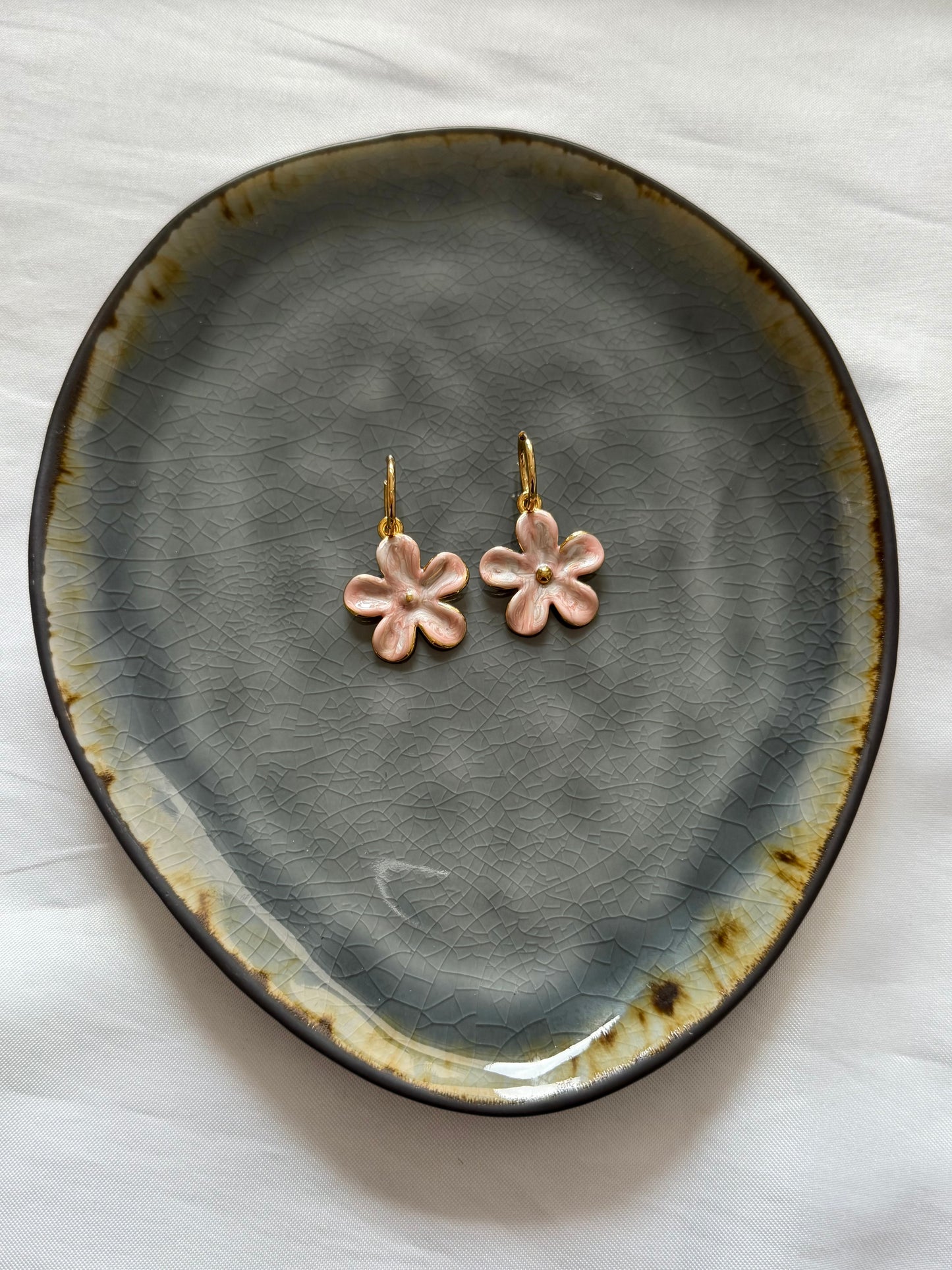 ‘PINK FLOWER’ oorbellen - goud