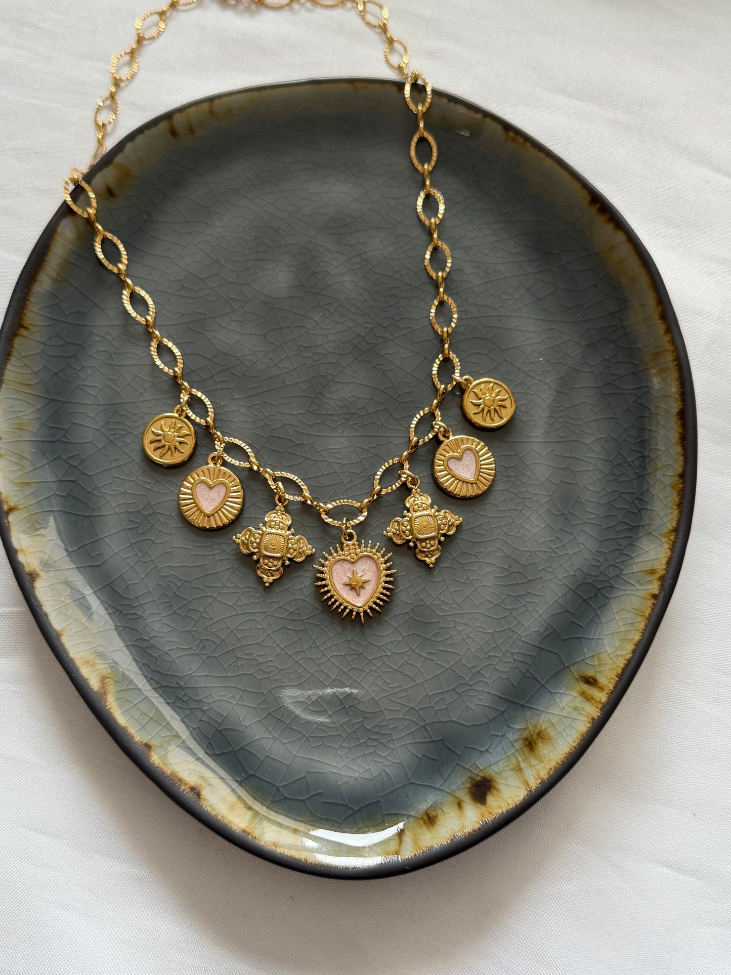 ‘AVERY PINK’ ketting - goud