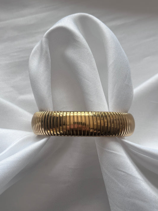 ‘CLASSY’ bangle - goud