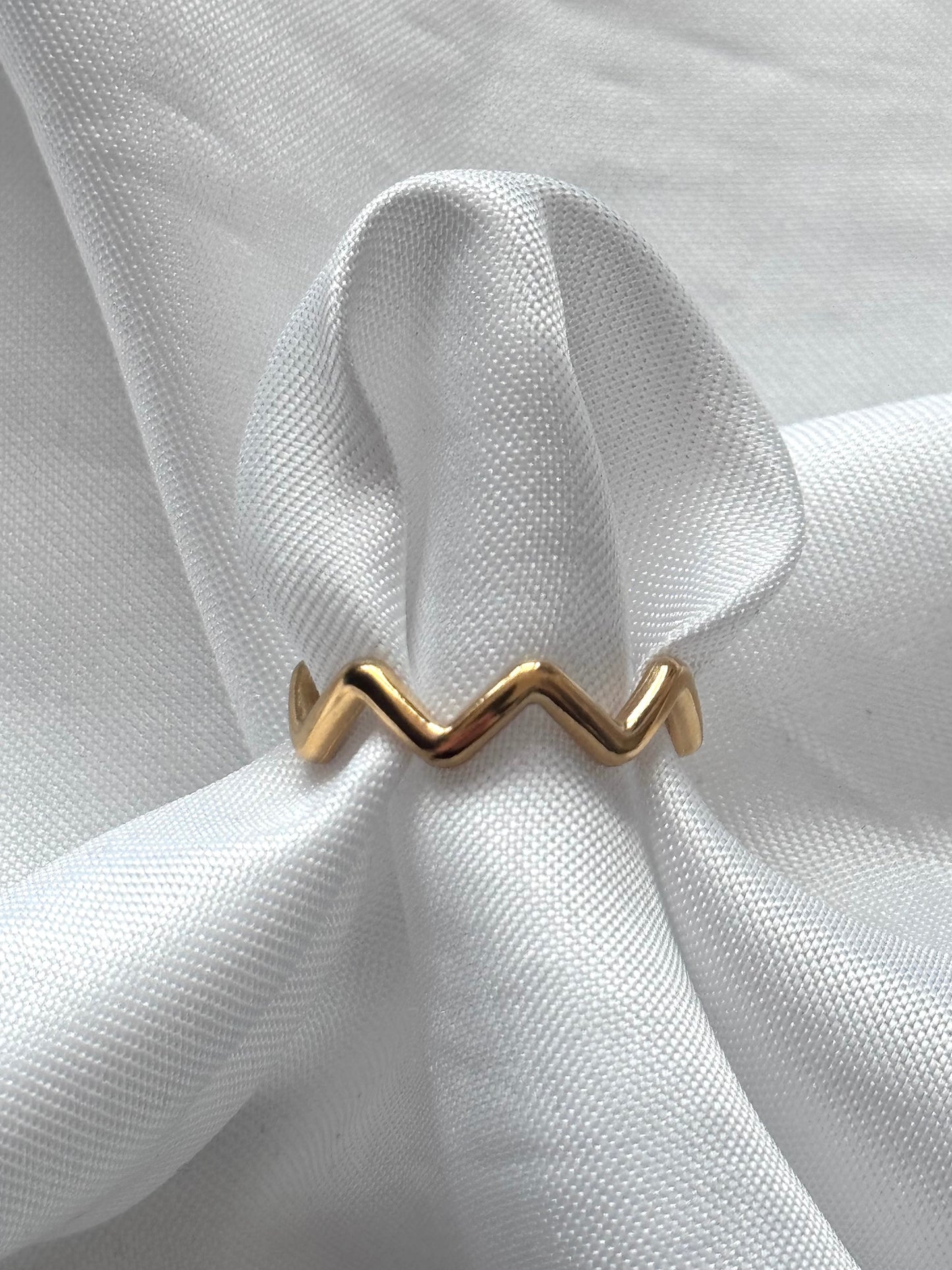 ‘WAVY’ ring - goud/zilver