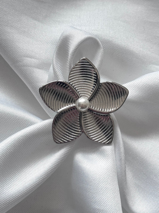 ‘STATEMENT FLOWER’ ring - zilver