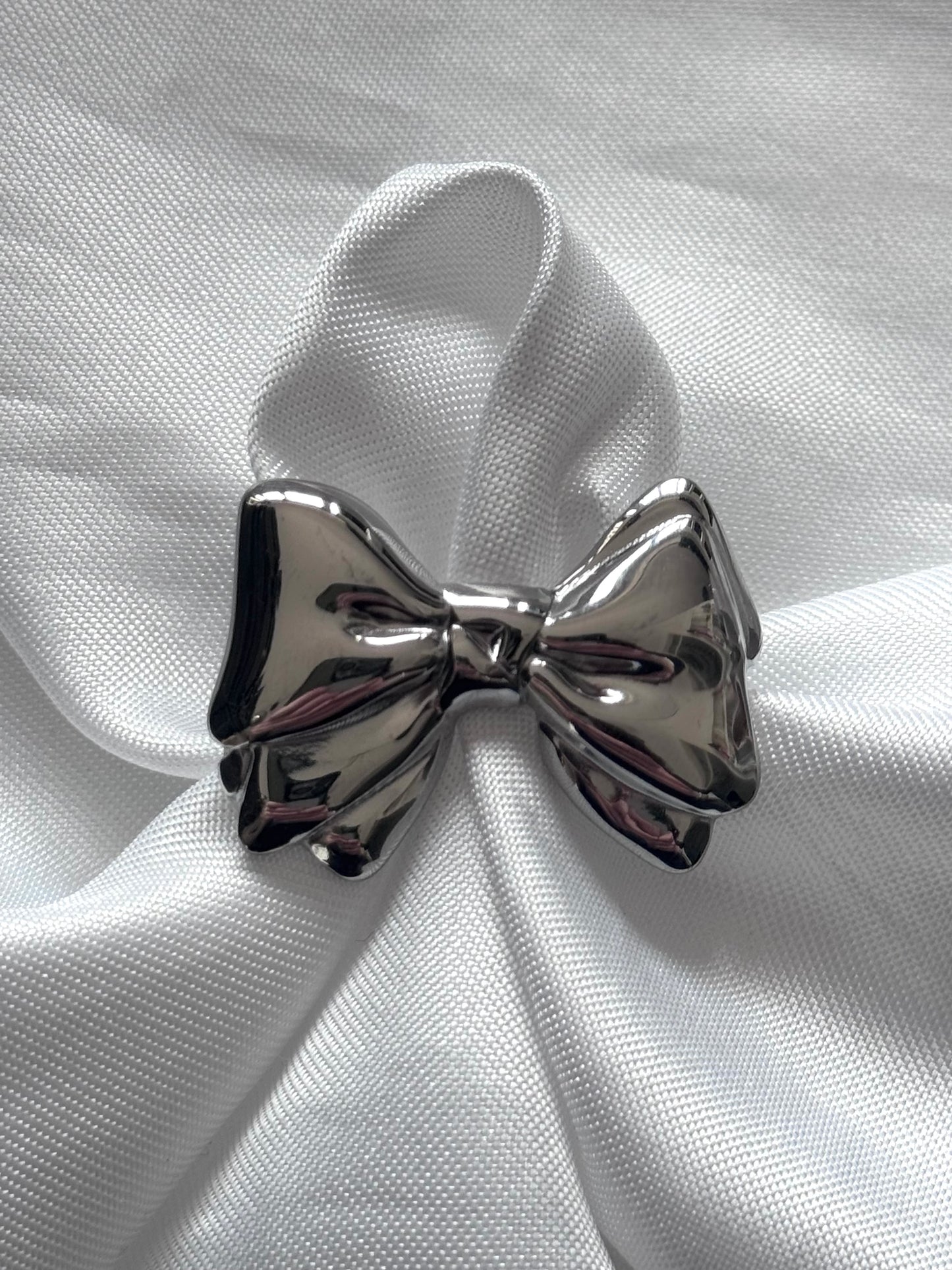 ‘CHUNKY BOW’ ring - goud/zilver